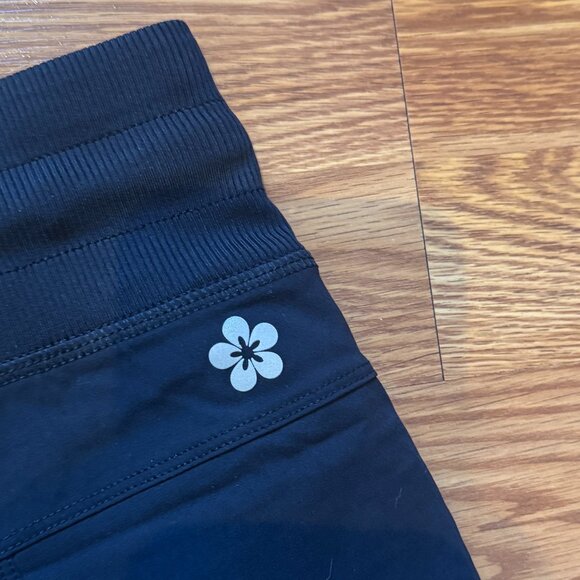 NWT Tuff Athletics Hybrid Short - Picture 5 of 9